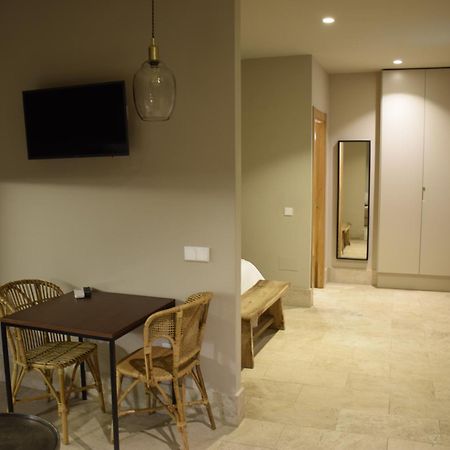 Chacon Apartments & Suites Estepona Dış mekan fotoğraf