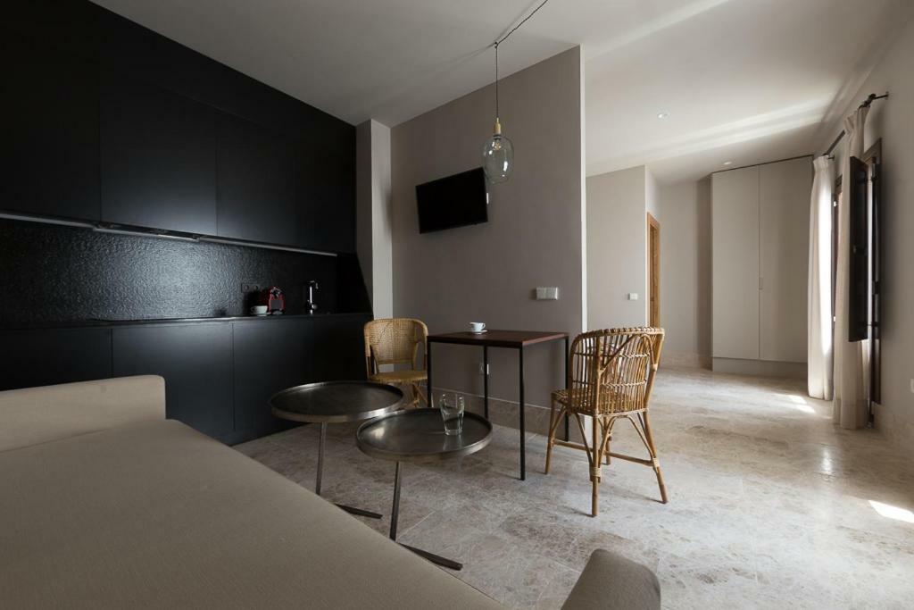 Chacon Apartments & Suites Estepona Dış mekan fotoğraf
