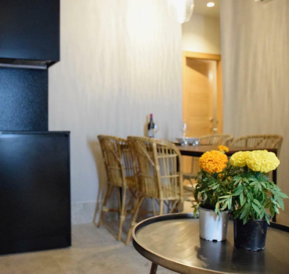 Chacon Apartments & Suites Estepona Dış mekan fotoğraf