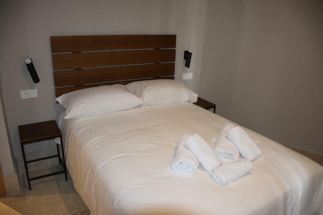 Chacon Apartments & Suites Estepona Dış mekan fotoğraf
