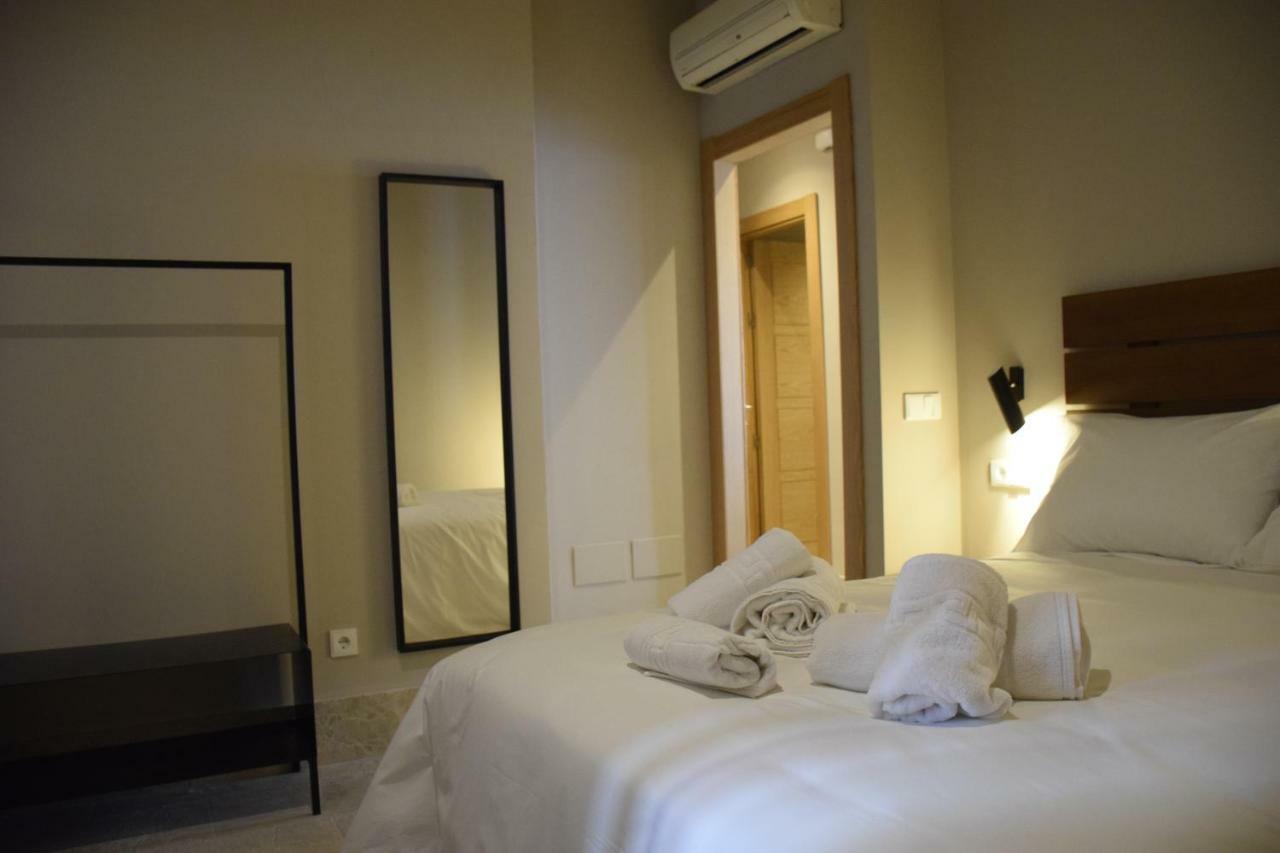 Chacon Apartments & Suites Estepona Dış mekan fotoğraf