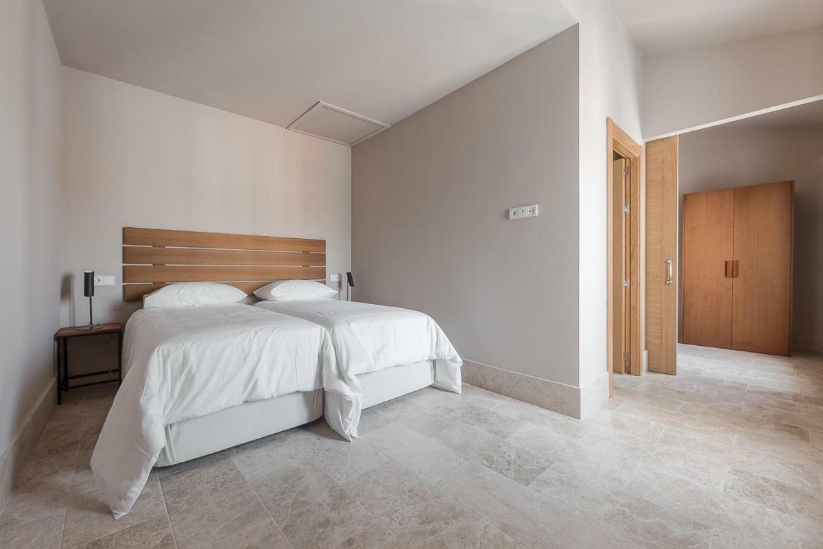 Chacon Apartments & Suites Estepona Dış mekan fotoğraf